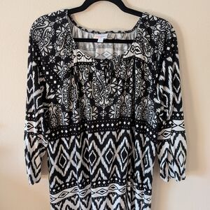 LuLaRoe Black and White Geometric Blouse